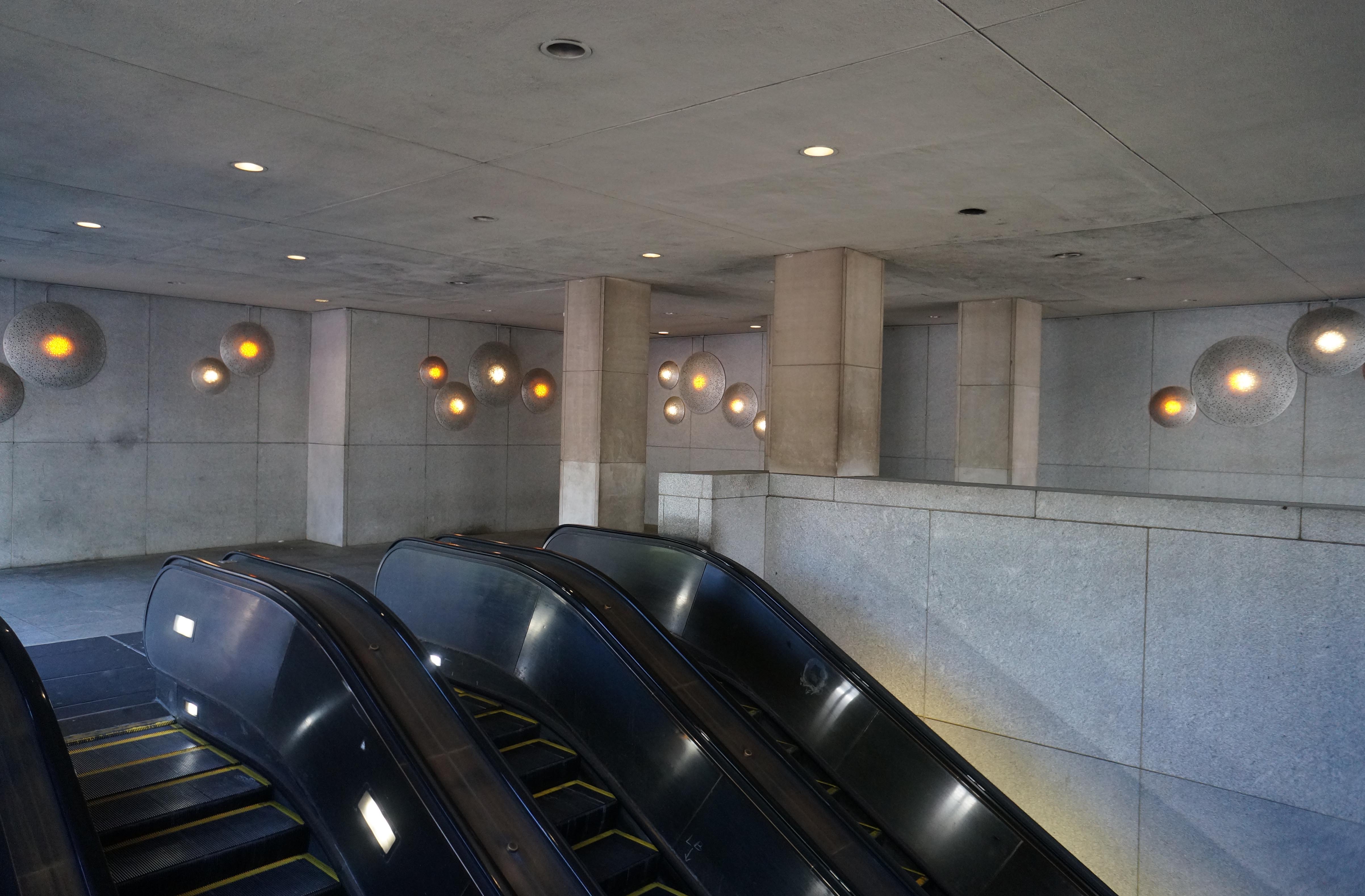 Farragut West
Farragut Spheres - 2012