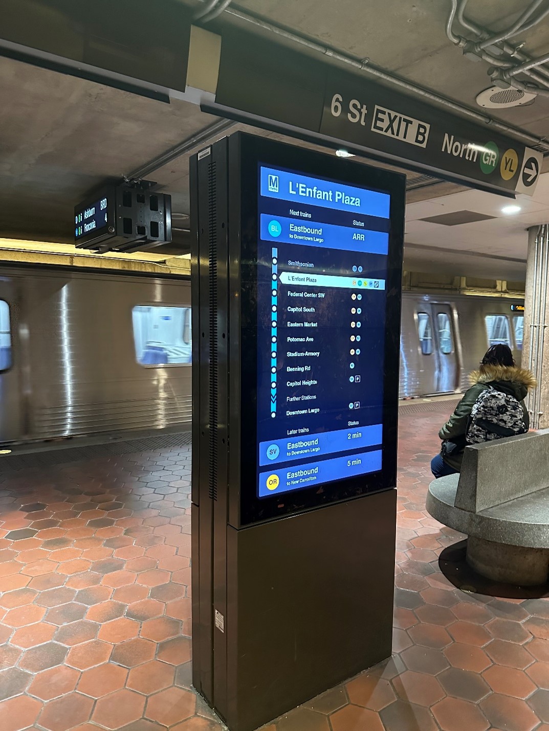 Metro's new real-time station ahead displays